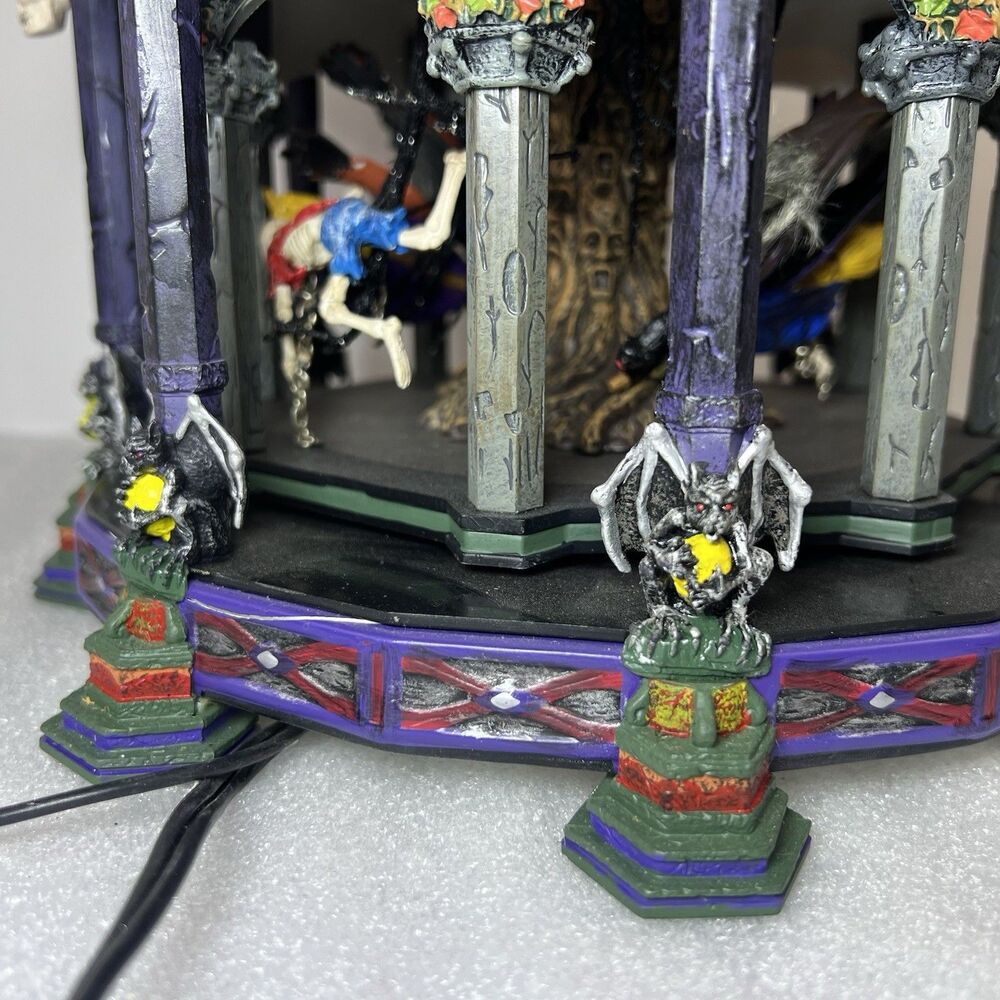 WORKING Dept. 56 Halloween 2002 Ghostly Carousel #56.55317 Spins Lights Sounds - Picture 7 of 11